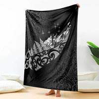 Maori Matariki Blanket Landscape Styled Fern - Monochrome LT7 - Polynesian Pride