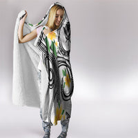 Kanaka Maoli Hawaii Plumeria Hooded Blanket Dancing Tentacles White Style LT7 - Polynesian Pride