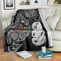 Kia Hara Te reo Maori Blanket Manaia Moko Pattern LT7 Black - Polynesian Pride