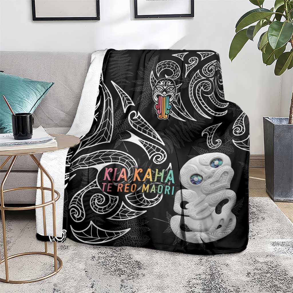 Kia Hara Te reo Maori Blanket Manaia Moko Pattern LT7 - Polynesian Pride