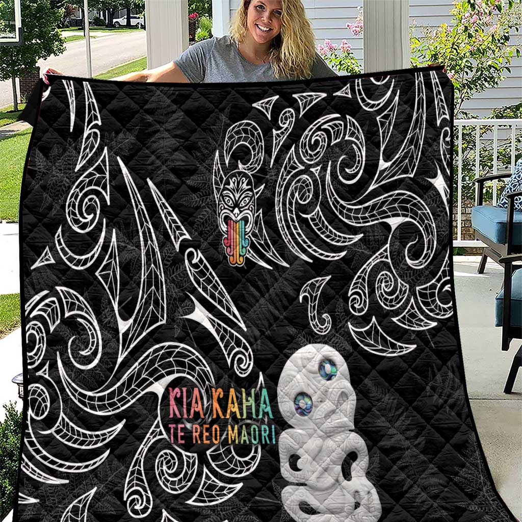 Kia Hara Te reo Maori Quilt Manaia Moko Pattern LT7 Black - Polynesian Pride