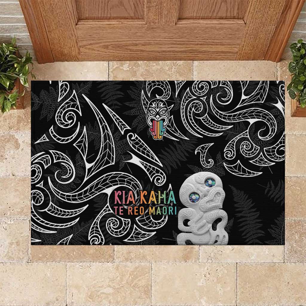 Kia Hara Te reo Maori Rubber Doormat Manaia Moko Pattern LT7 Black - Polynesian Pride