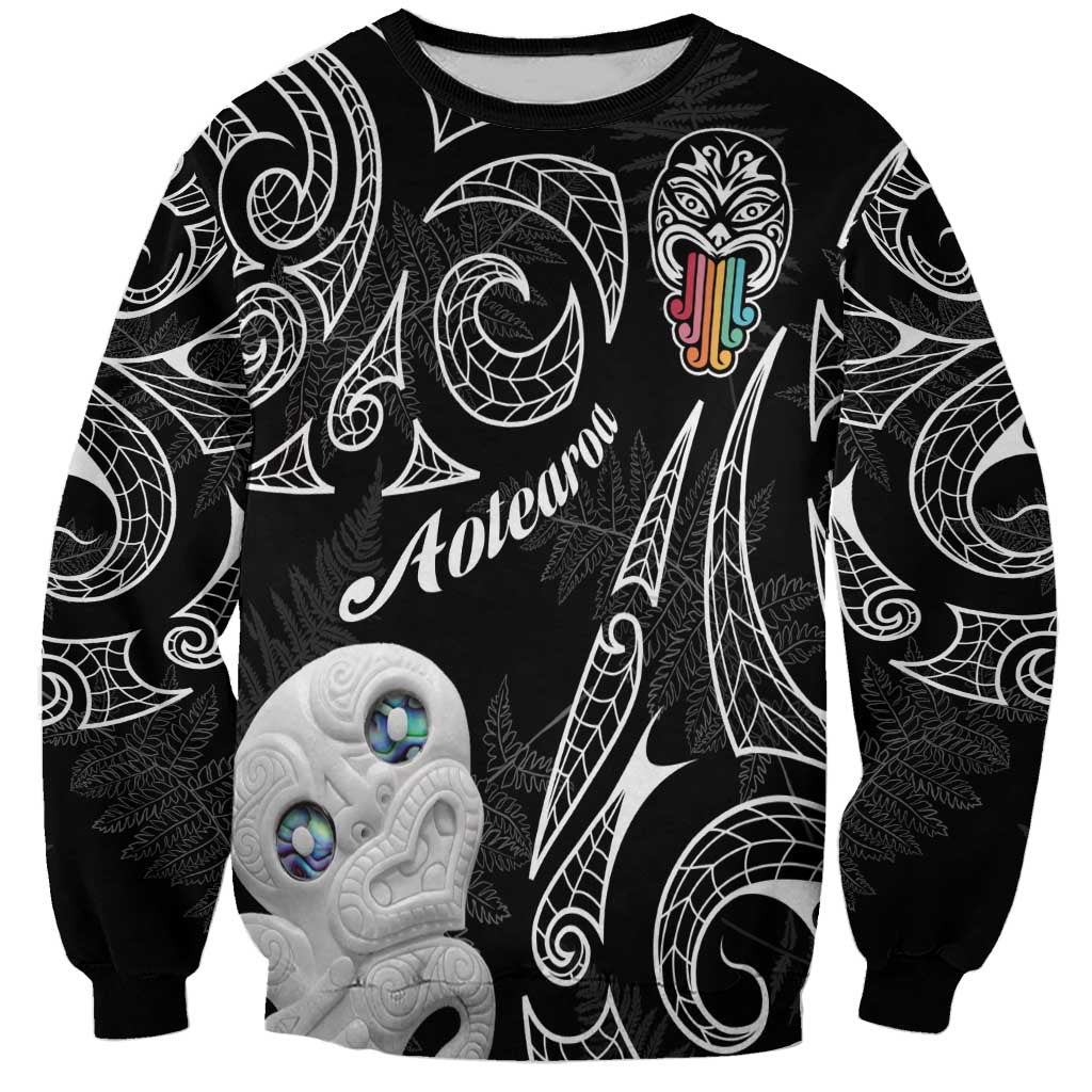 Kia Hara Te reo Maori Sweatshirt Manaia Moko Pattern LT7 Unisex Black - Polynesian Pride