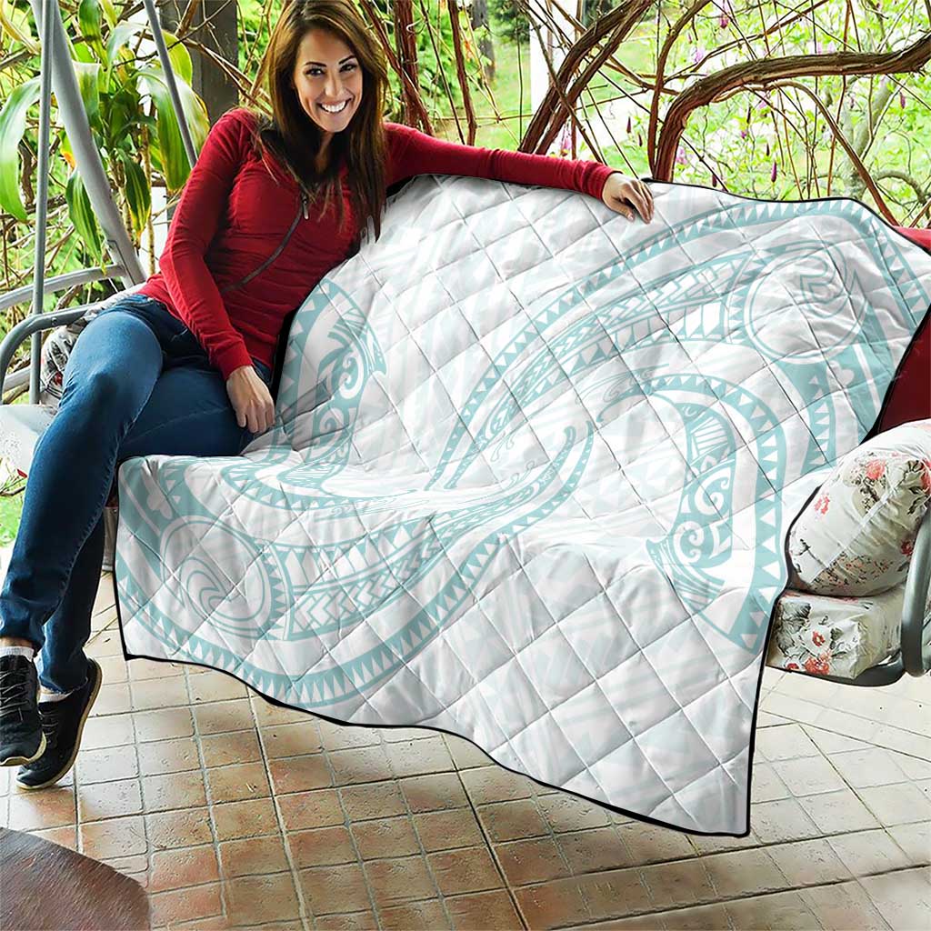 White Sunday Lotu Tamaiti Quilt Polynesian Wave Pastel Cyan LT9 - Polynesian Pride