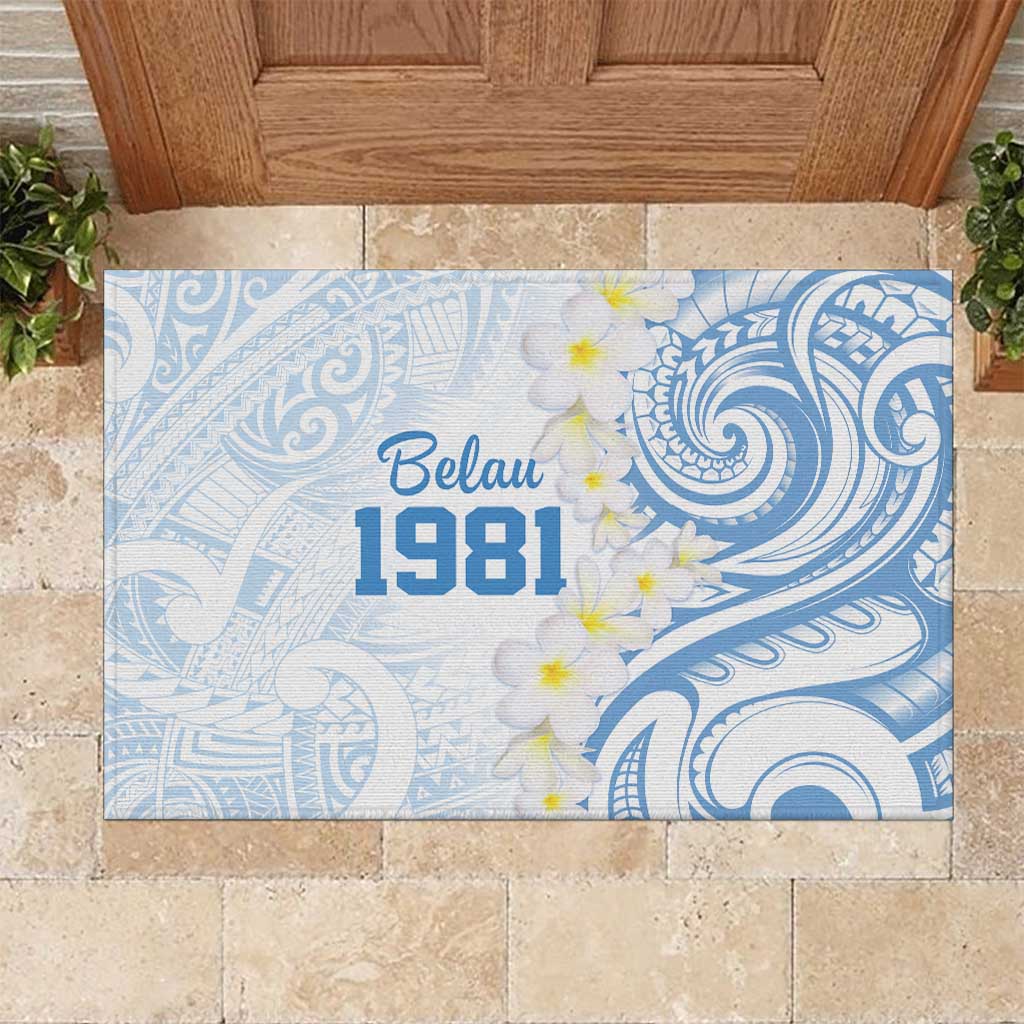 Palau 1981 Tribal Tattoo Rubber Doormat with Belau Plumeria Flowers LT9 White - Polynesian Pride