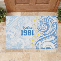 Palau 1981 Tribal Tattoo Rubber Doormat with Belau Plumeria Flowers LT9 White - Polynesian Pride