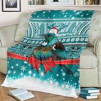 New Zealand Tui Bird Christmas Blanket Maori Inspired Knitted Patterns