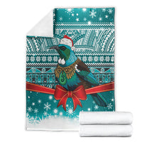New Zealand Tui Bird Christmas Blanket Maori Inspired Knitted Patterns