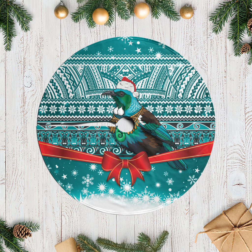 New Zealand Tui Bird Christmas Tree Skirt Maori Inspired Knitted Patterns