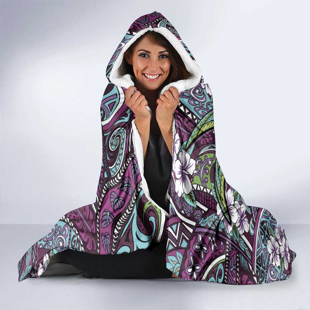 Personalised Hawaii Tribal Humpback Whale Hooded Blanket Poni Hibiscus Seamless Pattern LT9 - Polynesian Pride