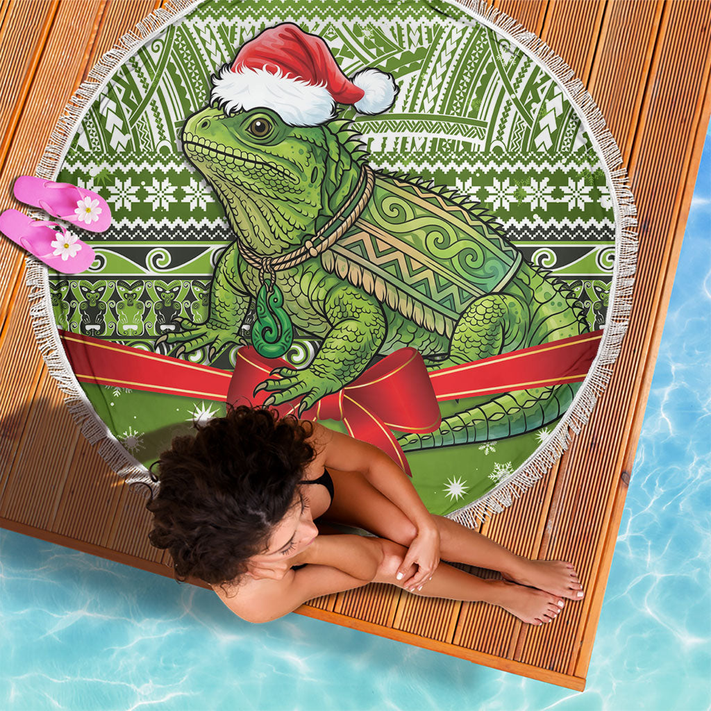 New Zealand Tuatara Christmas Beach Blanket Maori Inspired Knitted Patterns