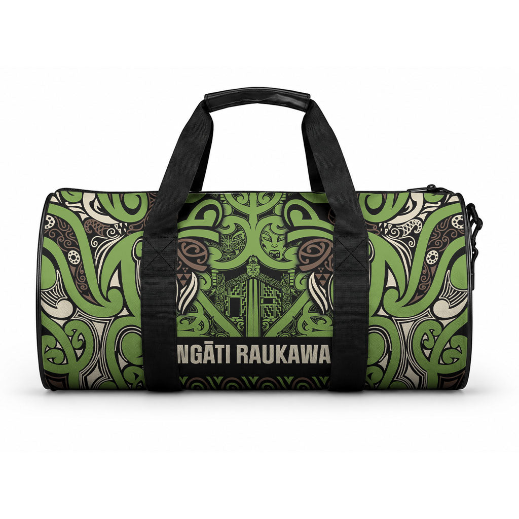 Aotearoa Iwi Ngati Raukawa Duffle Bag Maori Wharenui House Tribal Pattern LT9 One size Olive green - Polynesian Pride