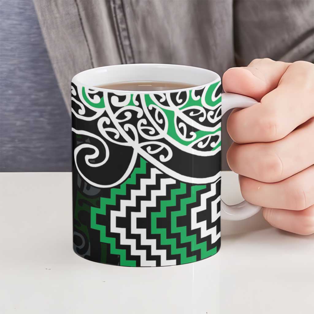 Green Aotearoa Tukutuku Manawa Tapu Ceramic Mug Ta Moko Toi Maori LT9 - Polynesian Pride