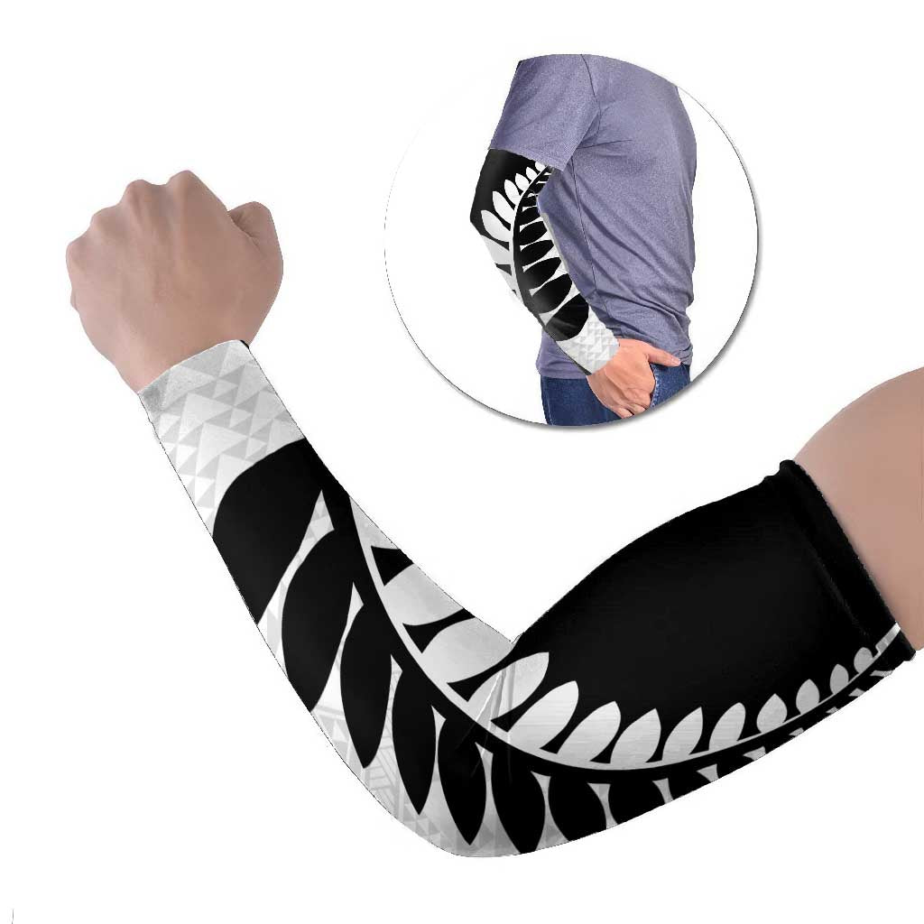 New Zealand Silver Fern Niho Taniwha Arm Sleeves LT9 Set of 2 Black - Polynesian Pride
