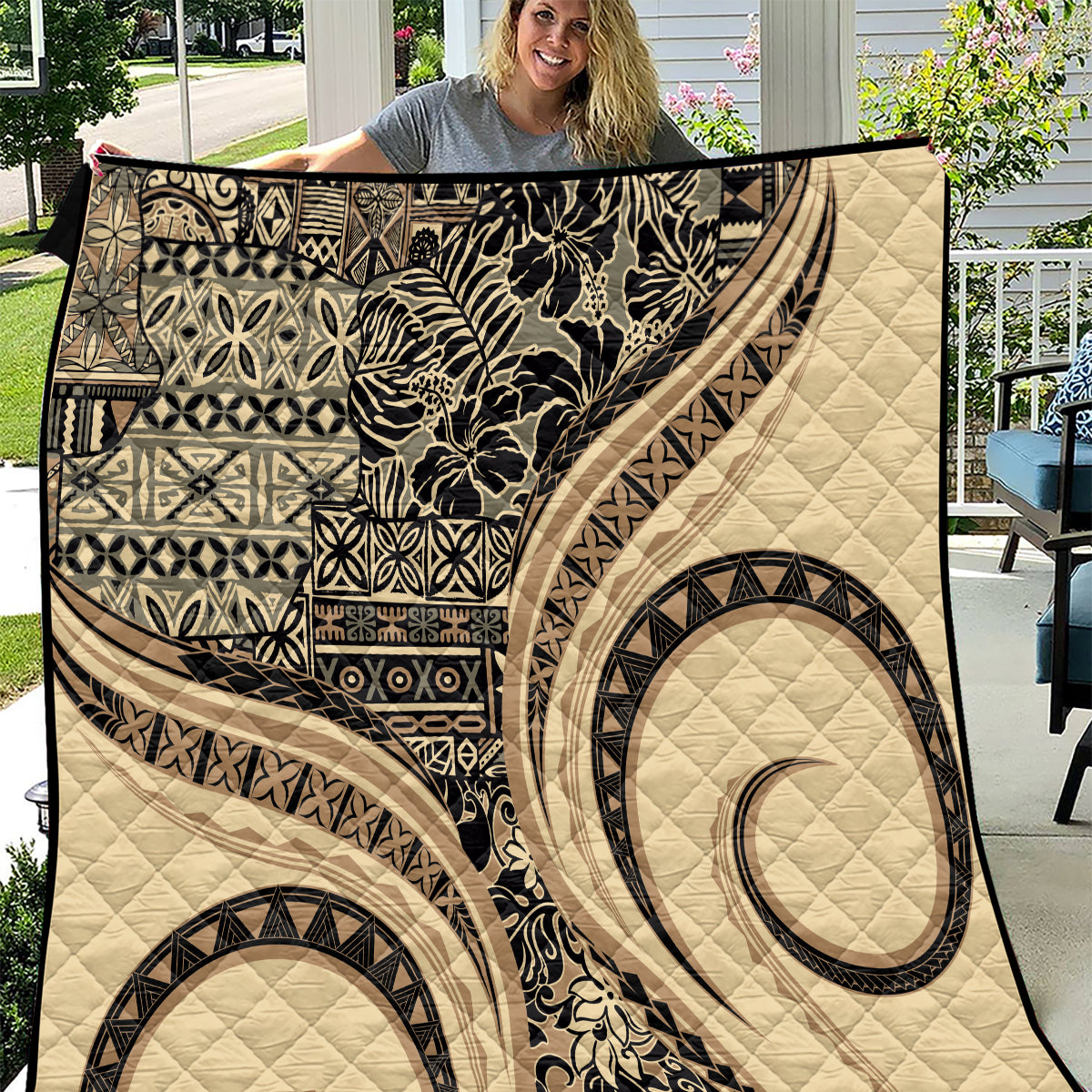 Hawaiian Hibiscus Tribal Vintage Motif Quilt Ver 2 LT9 Beige - Polynesian Pride