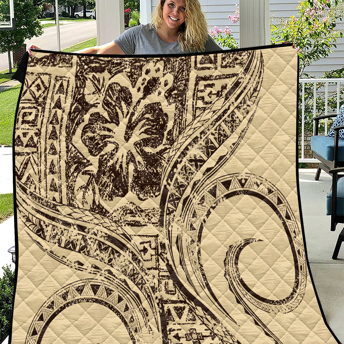 Hawaiian Hibiscus Tribal Vintage Motif Quilt Ver 3 LT9 Beige - Polynesian Pride