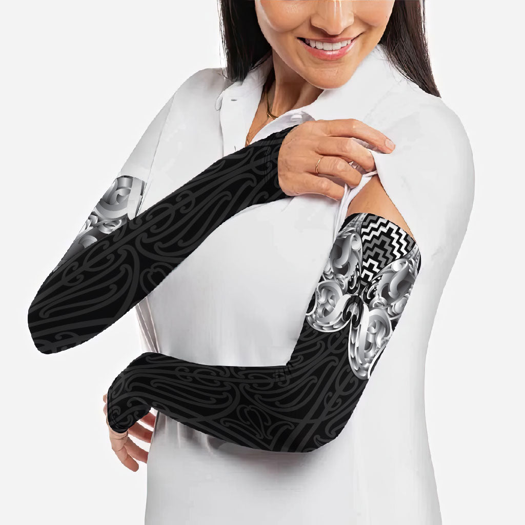 Aotearoa Kowhaiwhai Poutama Black Motif Arm Sleeves LT9 - Polynesian Pride