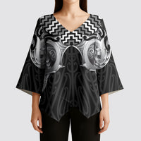 Aotearoa Kowhaiwhai Poutama Black Motif Kimono Sleeve Blouse LT9 - Polynesian Pride