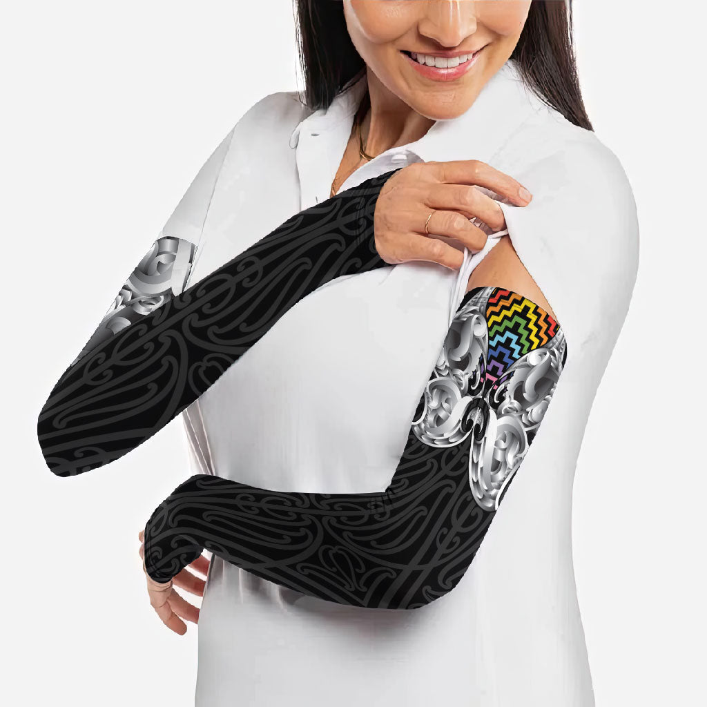 Aotearoa Kowhaiwhai Poutama Rainbow Motif Arm Sleeves LT9 - Polynesian Pride