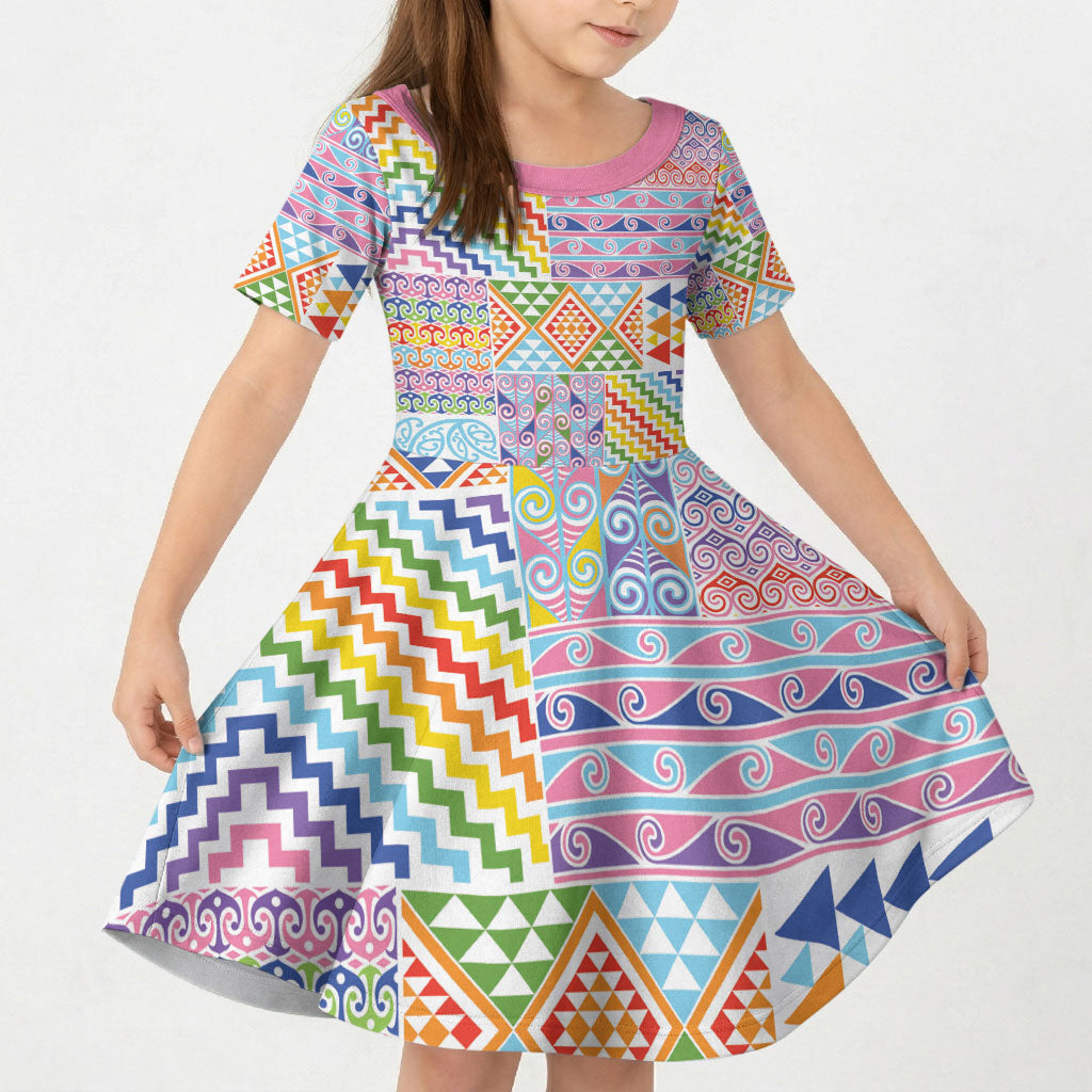 Aotearoa Kowhaiwhai Taniko Patchwork Rainbow Motifs Kid Short Sleeve Dress LT9 KID Rainbow - Polynesian Pride