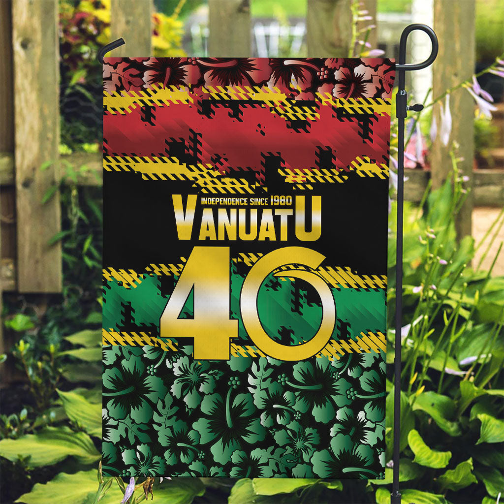 Vanuatu 46th Year Anniversary Garden Flag 30 July 1980 Hibiscus Seamless Pattern LT9 Garden Flag Black - Polynesian Pride