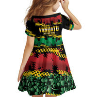 Vanuatu 46th Year Anniversary Kid Short Sleeve Dress 30 July 1980 Hibiscus Seamless Pattern LT9 - Polynesian Pride