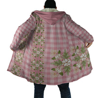 Akala Hamele Hawai'i Palaka Squares Maile Leaf Cloak Flowers Hawaiian Quilt Patterns LT9 - Polynesian Pride