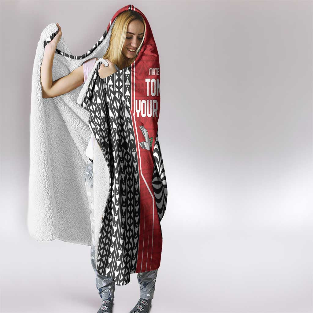 Custom Tonga Rugby Hooded Blanket Mate Maa Kupesi Style LT9 - Polynesian Pride