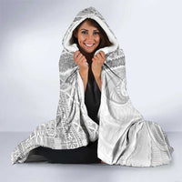 Samoa Siapo White Sunday Hooded Blanket Lotu Tamaiti Polynesian White Pattern LT9 - Polynesian Pride