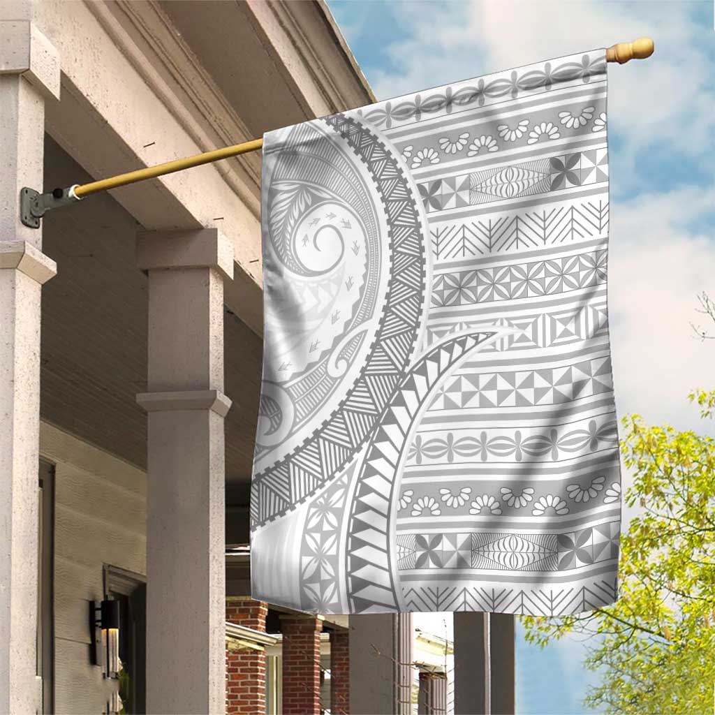 Tokelau White Sunday Garden Flag Lotu Tamaiti Ngatu Tokelau Feletoa Manulua LT9 House Flag White - Polynesian Pride