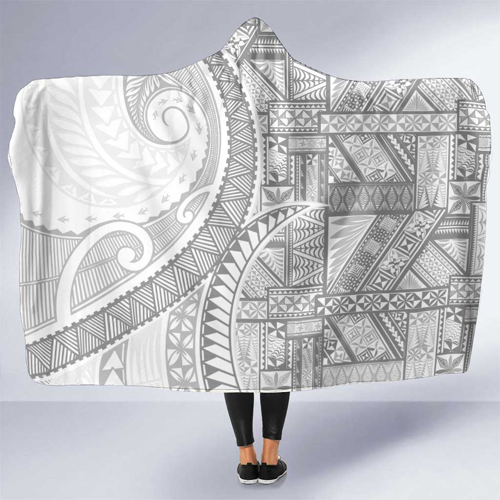 Tonga White Sunday Hooded Blanket Lotu Tamaiti Ngatu Tribal LT9 One Size White - Polynesian Pride
