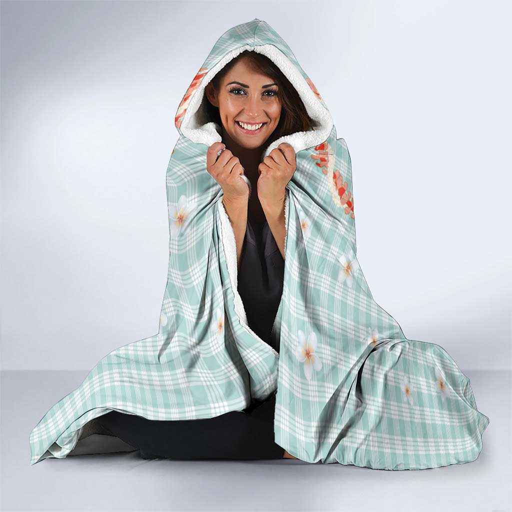 Turquoise Hawaiian Palaka Hooded Blanket Kukui Nut Money Lei LT9 - Polynesian Pride