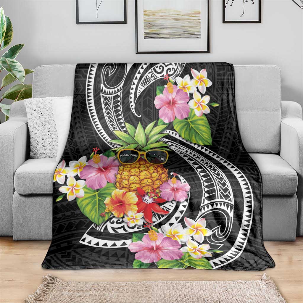 Hau'oli Makahiki Hou Blanket Aloha Pineapple Tropical Vibe LT9 - Polynesian Pride