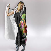 Hau'oli Makahiki Hou Hooded Blanket Aloha Pineapple Tropical Vibe LT9 - Polynesian Pride