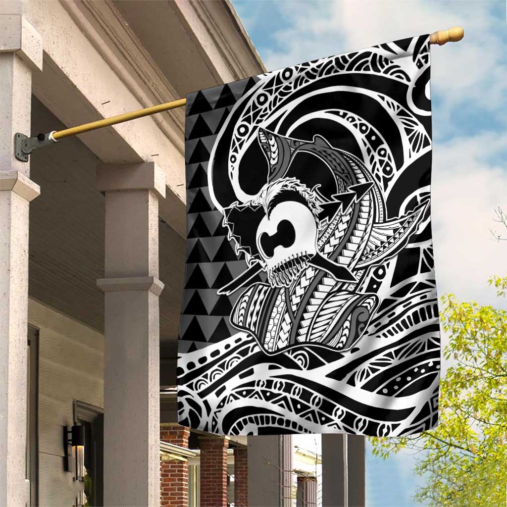 Koa Ikaika Warrior Helmet with Shark Garden Flag Black Kakau Style LT9 House Flag Black - Polynesian Pride