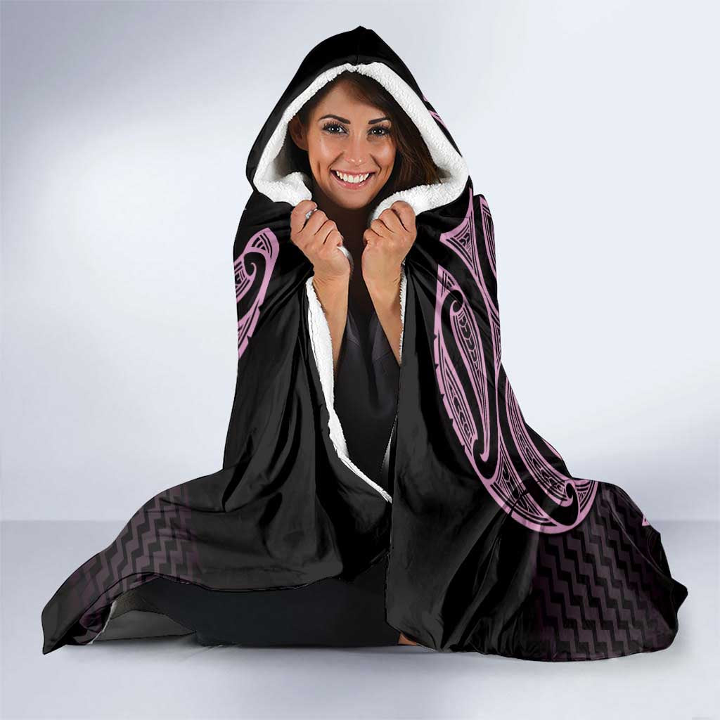 Mawhero Maori Ta Moko Poutama Art Hooded Blanket LT9 - Polynesian Pride