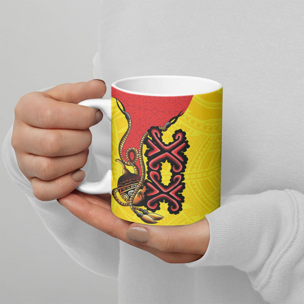 Personalised Papua New Guinea Oro Necklace Ceramic Mug Gold Melanesia Traditional Pattern LT9 - Polynesian Pride