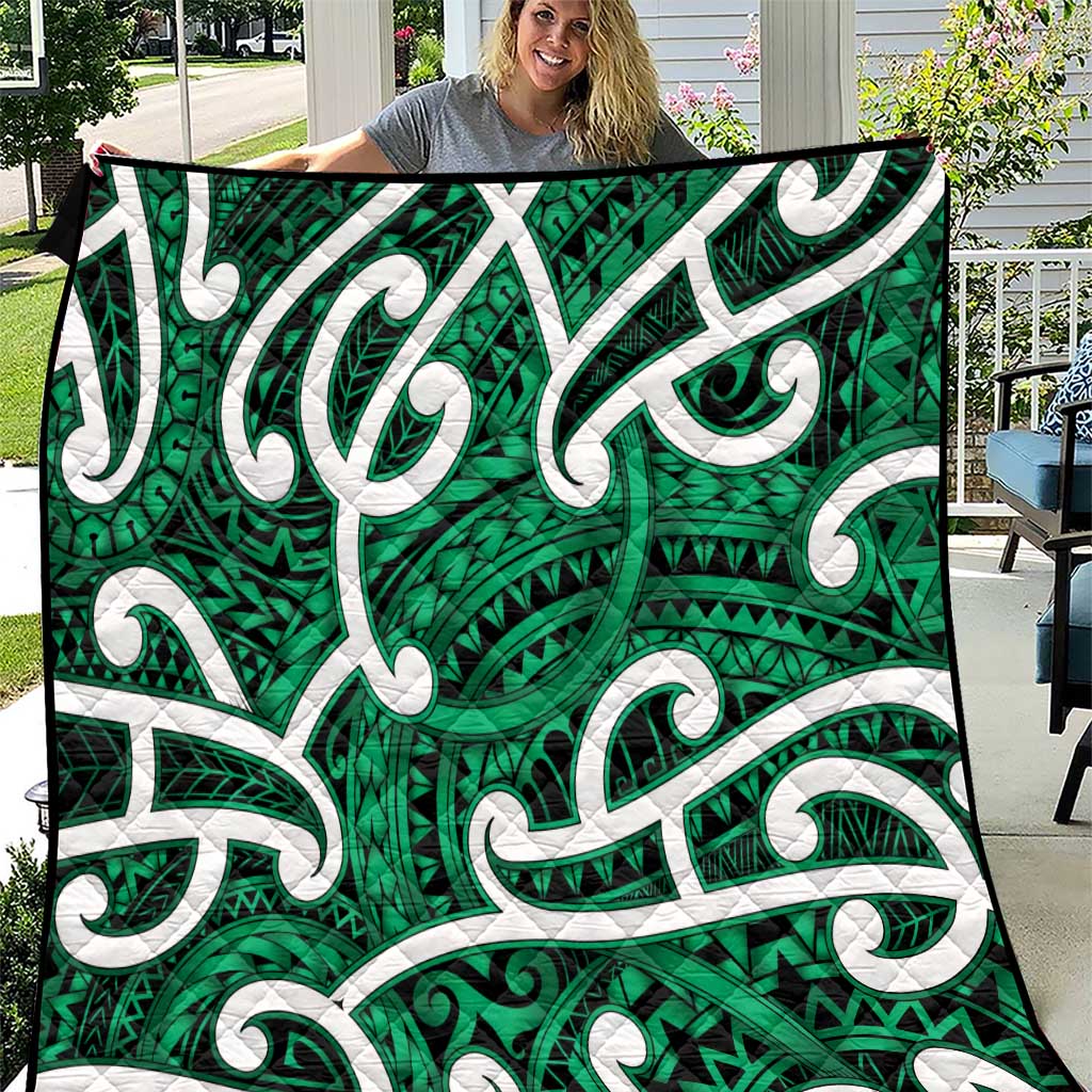 Aotearoa Maori Kowhaiwhai Quilt Kakariki Puhoro and Patiki LT9 Green - Polynesian Pride