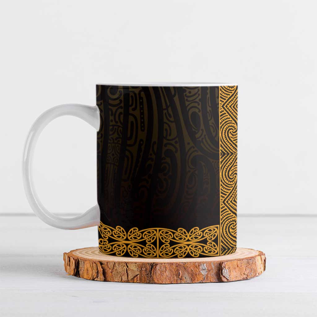 New Zealand Maori Kowhaiwhai Ceramic Mug Karaka Maui and Mangopare LT9 Gold - Polynesian Pride