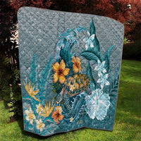 Sea Turtle In The Ocean Quilt with Polynesian Pattern Arty Style LT9 - Polynesian Pride