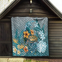 Sea Turtle In The Ocean Quilt with Polynesian Pattern Arty Style LT9 - Polynesian Pride