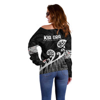 Kia Ora Maori Language Off Shoulder Sweater Te Reo Maori Koru Fern Art LT9 - Polynesian Pride