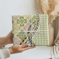 Aloha Vintage Palaka Floral Hawaiian Quilt Wrapping Paper Omaomao Motif LT9 - Polynesian Pride