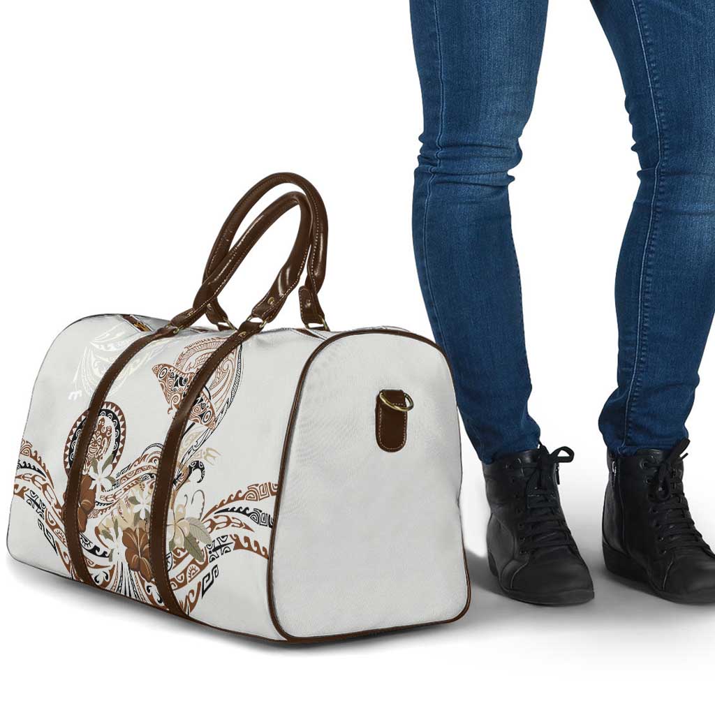 Polynesian Manta Ray Travel Bag Beige Floral Turtle Tattoo LT9 - Polynesian Pride