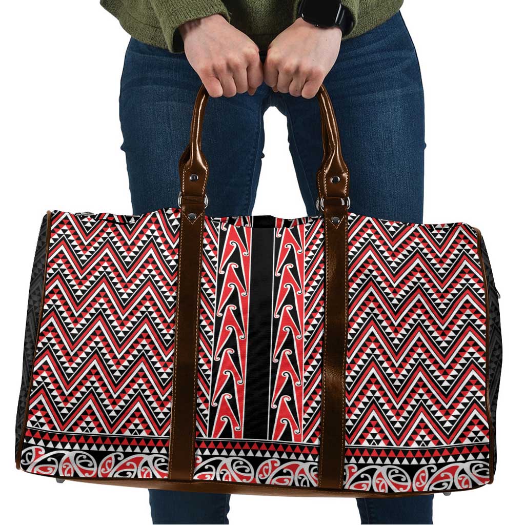 New Zealand Maori Niho Taniwha Travel Bag Whero Mangopare and Puhoro Pattern LT9 Red - Polynesian Pride