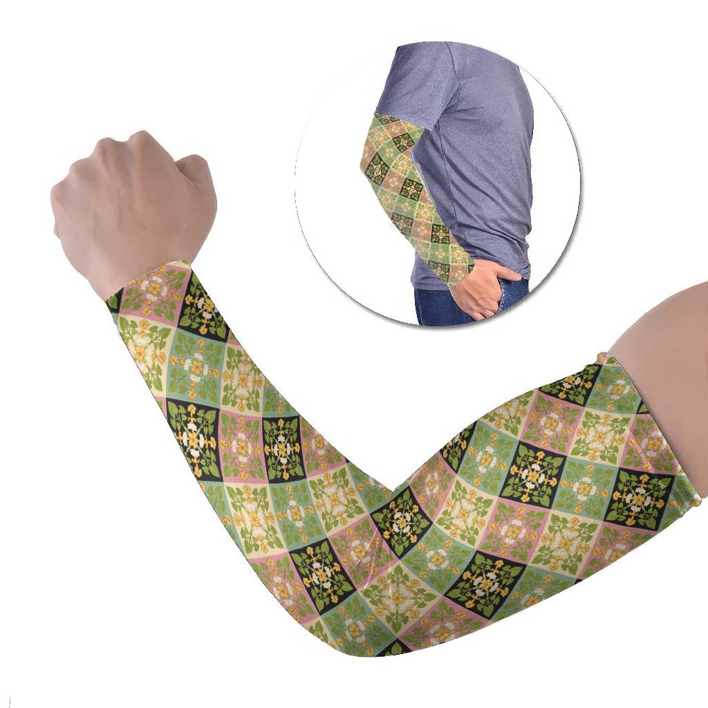 Seamless Pattern Puakenikeni and Kalo Arm Sleeves LT9 Set of 2 Beige - Polynesian Pride
