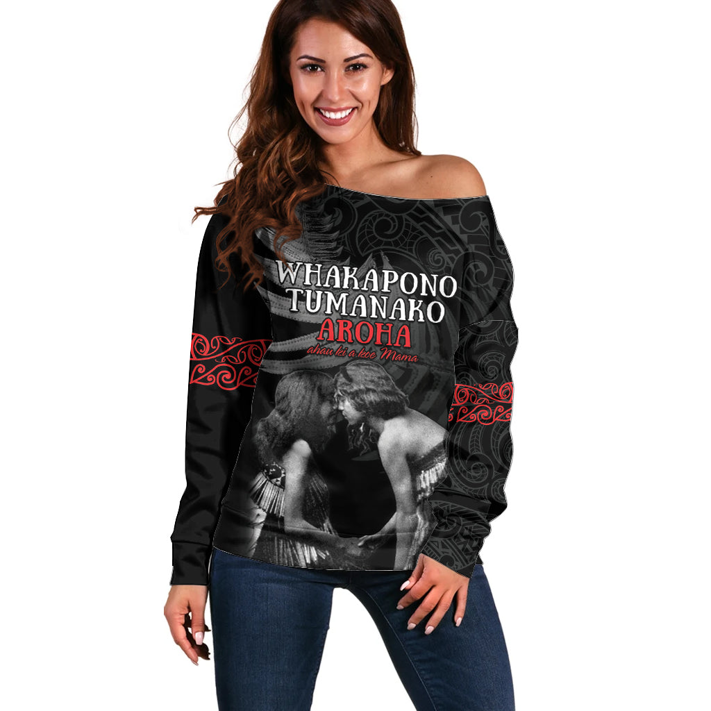 New Zealand Mother's Day Off Shoulder Sweater Maori Hongi Aroha Ahau Ki A Koe Mama LT9 Women Black - Polynesian Pride