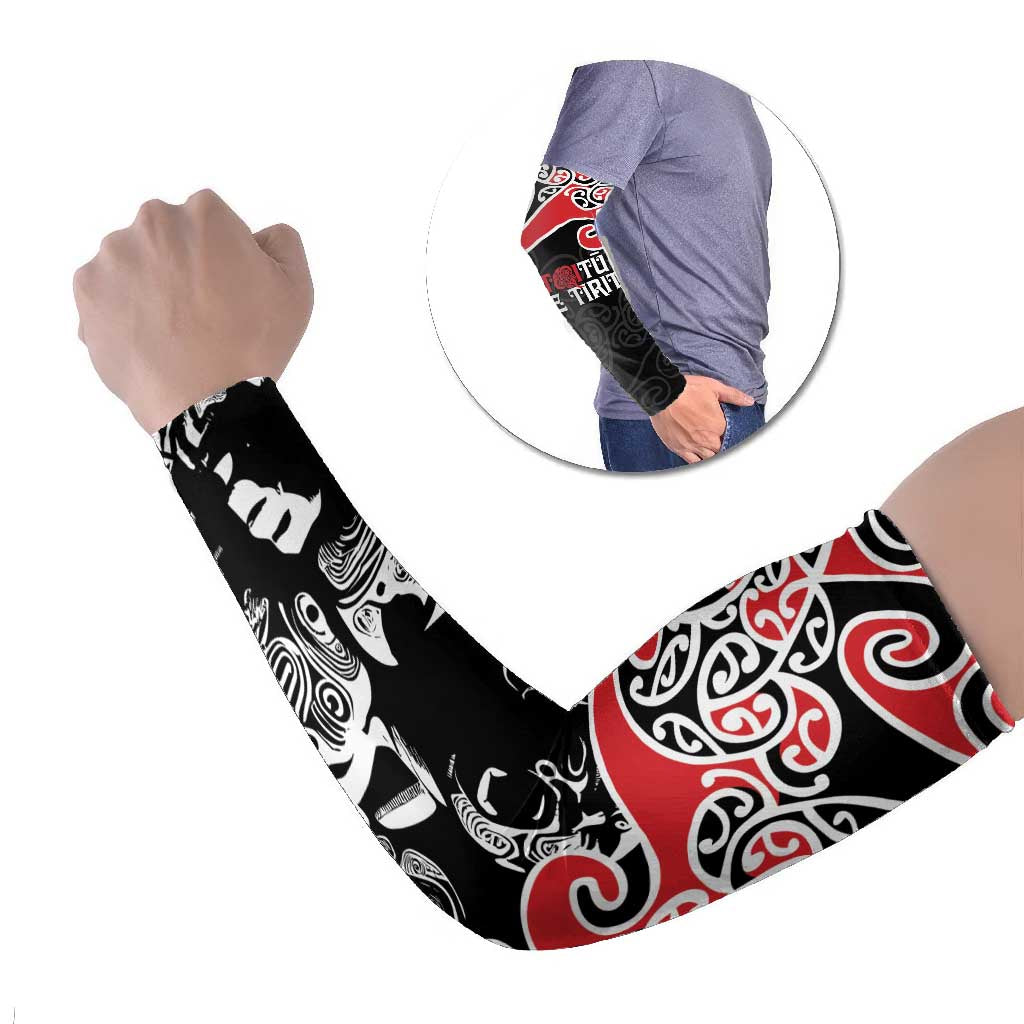 Aotearoa Toitu Te Tiriti Arm Sleeves New Zealand Stand Together Stand Stronger LT9 Set of 2 Black - Polynesian Pride