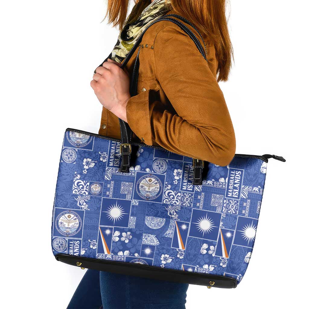 Marshall Islands Merry Christmas Leather Tote Bag Pacific Patchwork Xmas Vibes LT9 Blue - Polynesian Pride