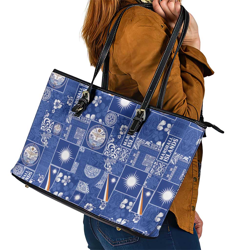 Marshall Islands Merry Christmas Leather Tote Bag Pacific Patchwork Xmas Vibes LT9 - Polynesian Pride